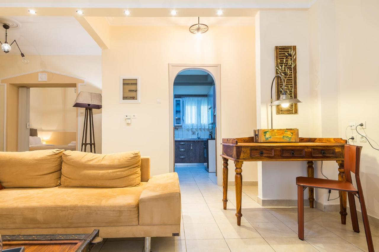 Bed and Breakfast Family House Next To Acropolis Atenas Exterior foto
